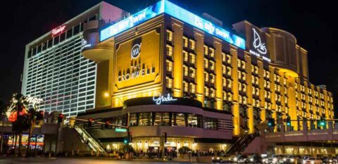 Indulge in the Edge at The Cromwell: Your Ultimate Las Vegas Boutique Escape