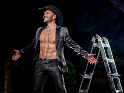 Chase Brown’s Vegas Country